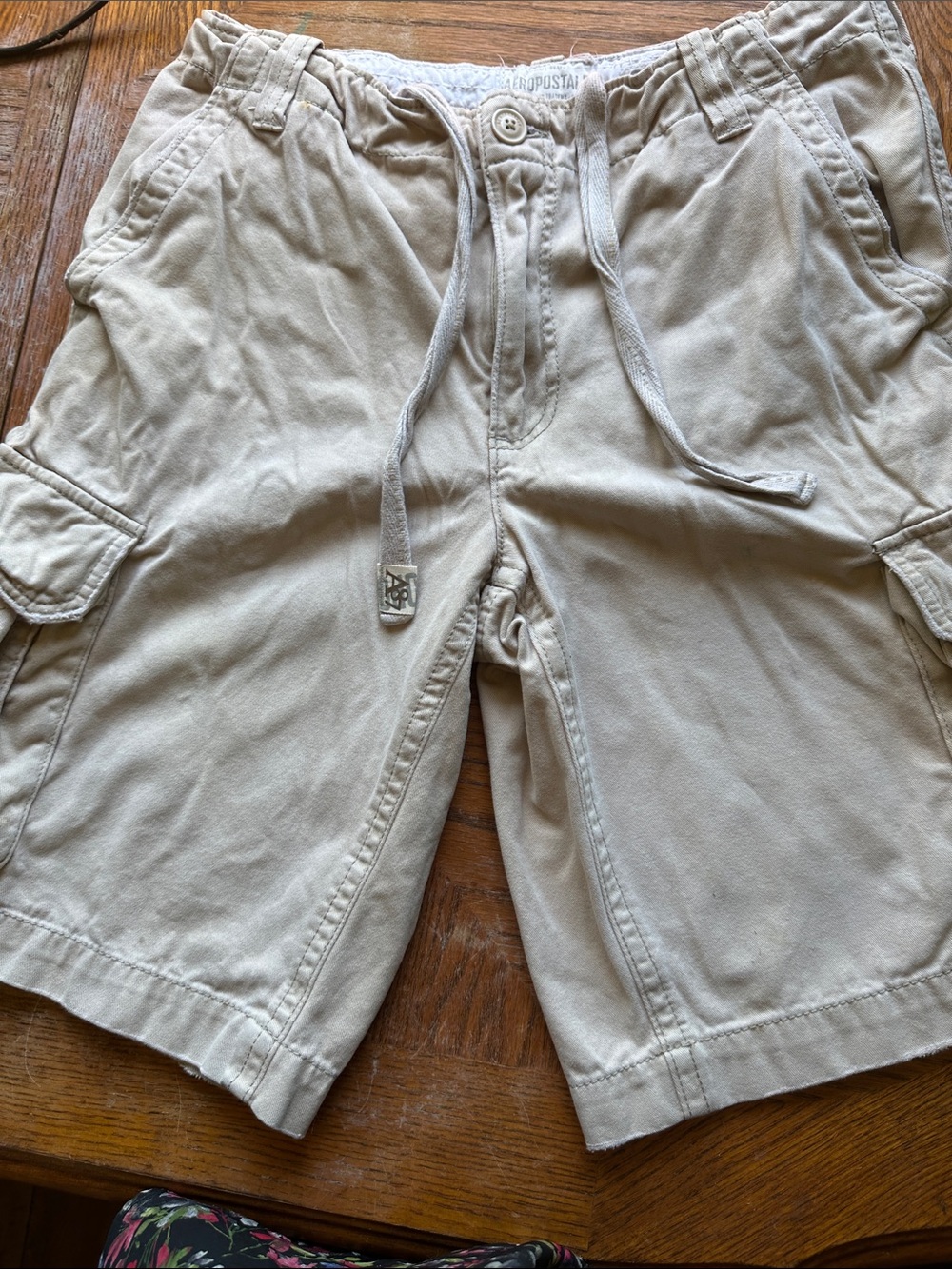 Aeropostale Light Khaki Men's Cargo Shorts with Drawstring